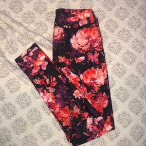 Fabletics Salar PowerHold Leggings